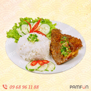 6. Cơm trắng thịt heo nướng